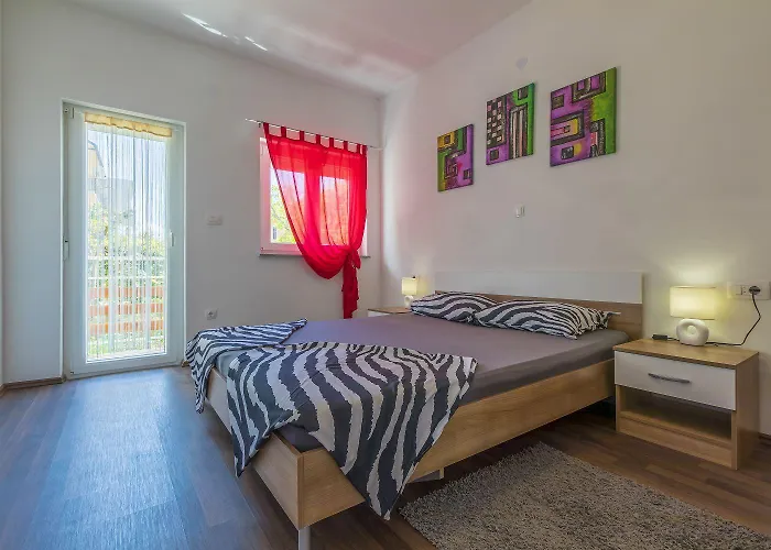 Apartament Charmantes Hundefreundliches Mit Privatem Balkon, Spielplatz, Grill