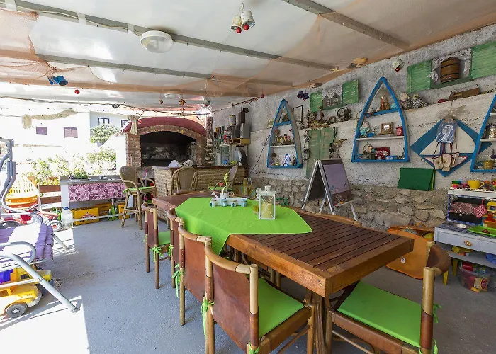 Apartman Charmantes Hundefreundliches Mit Privatem Balkon, Spielplatz, Grill *